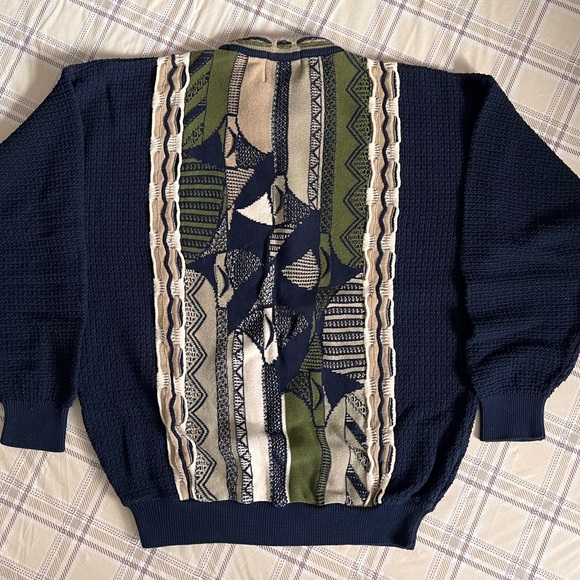 Coogi style sweater - Picture 2 of 4